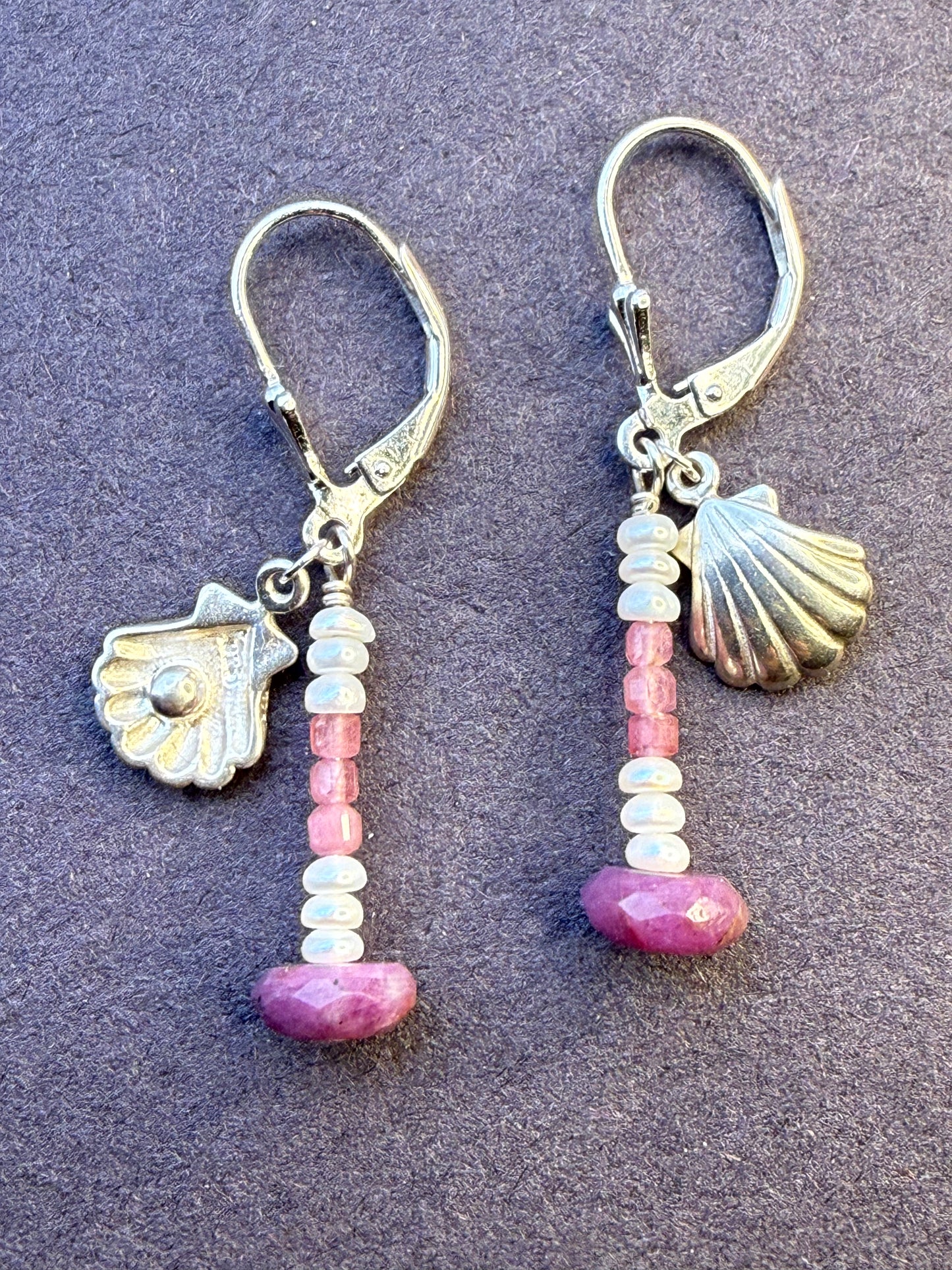 Pearl of wisdom, a pair of earrings